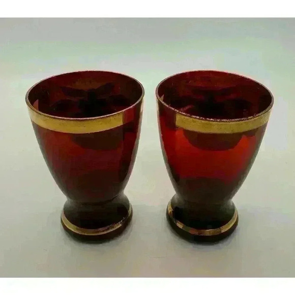 MCM Vintage Cranberry Shot Glasses set of Two Hand Painted Gold Band Beautiful - Picture 6 of 10